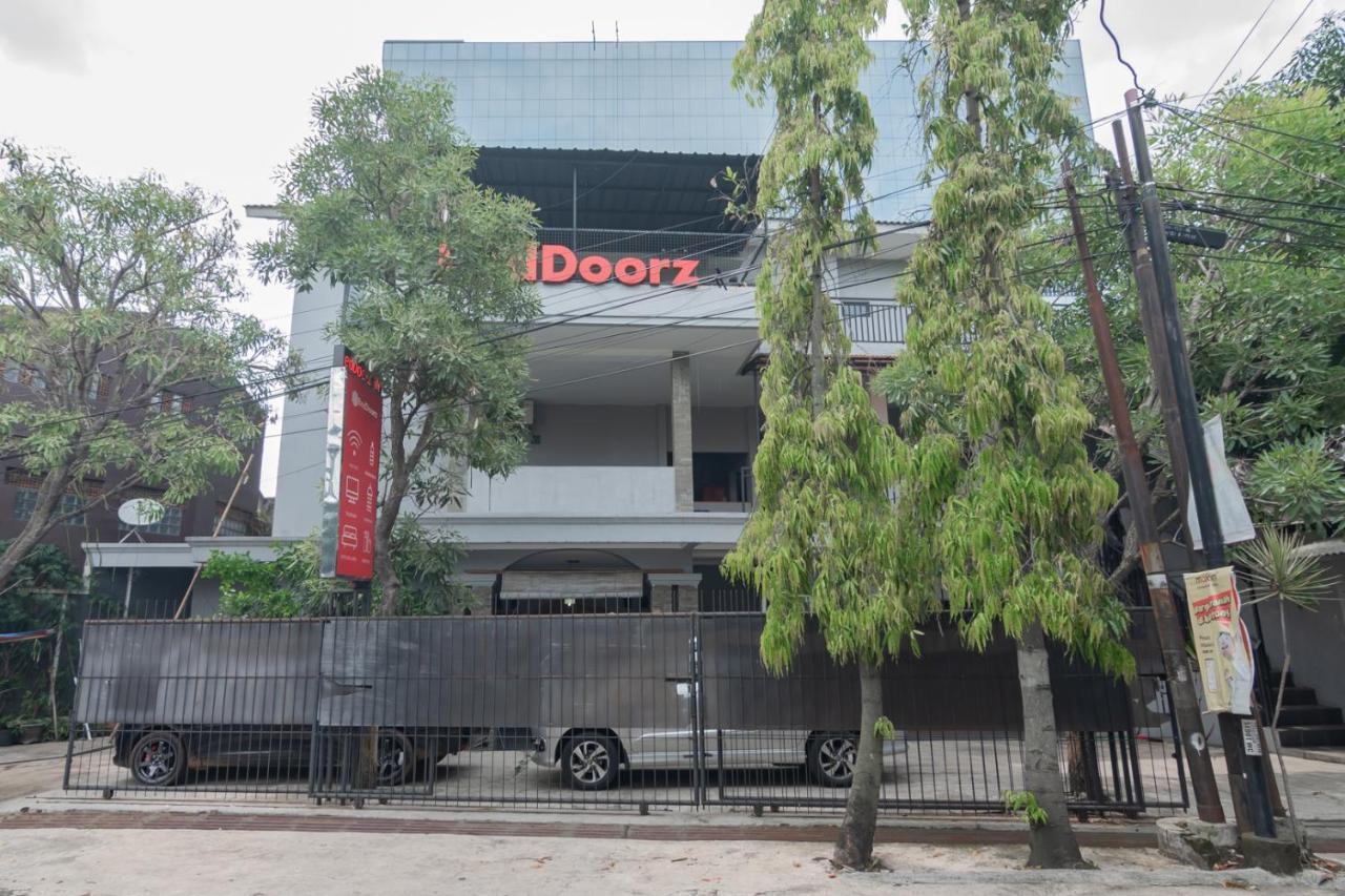 Hotel Reddoorz Near Exit Toll Pasteur 4 Bandung Exteriér fotografie
